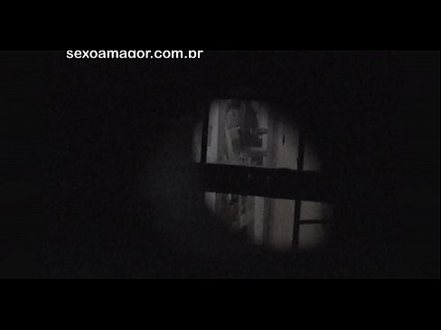 ❤️ Blondie bakal diam-diam videotaped dening tetanggan voyeur umpetaken konco bricks kothong ❤❌ Saru rusia ing jv.hentaisun.ru ️❤